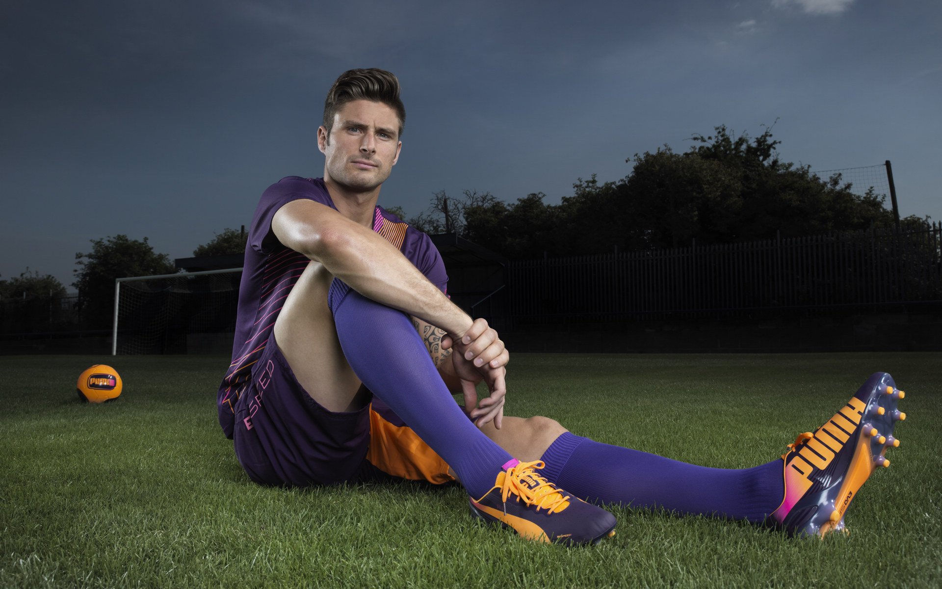 kaiyun-恩佐·费尔南德斯或将加盟皇马，正在马德里看房，恩菲尔德1851